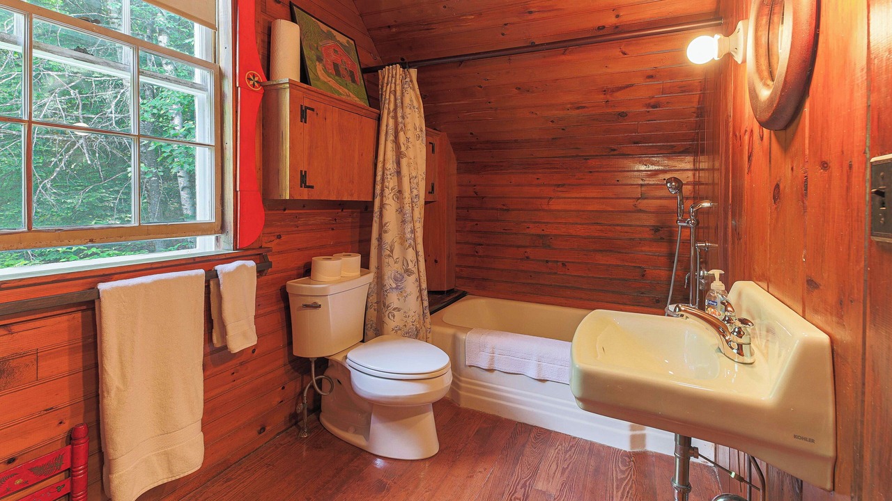 Photo of Bathroom in Chocorua