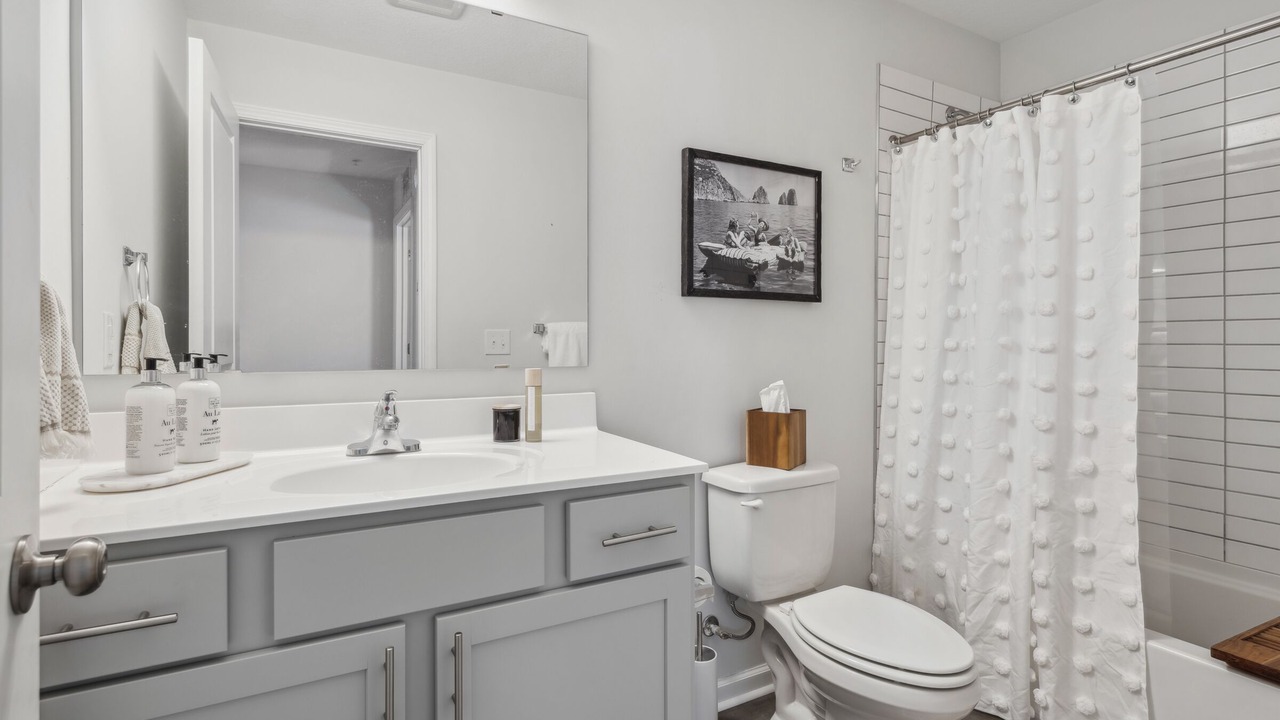 Photo of Bathroom in Uptown
