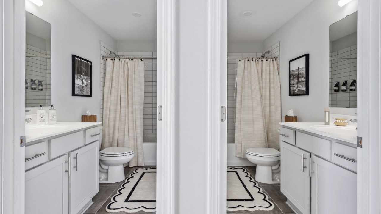 Photo of Bathroom in Uptown