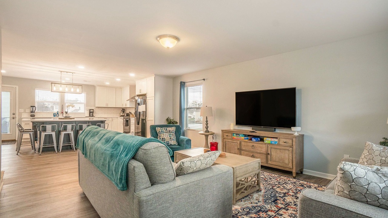 Photo of Livingroom in Lowell
