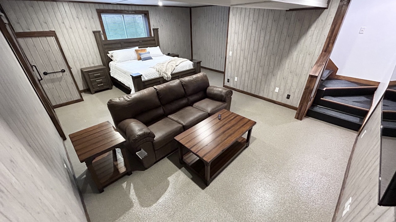 Photo of Bedroom in Shorewood