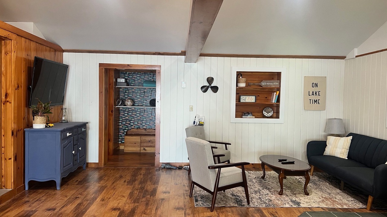 Photo of Livingroom in Franklin
