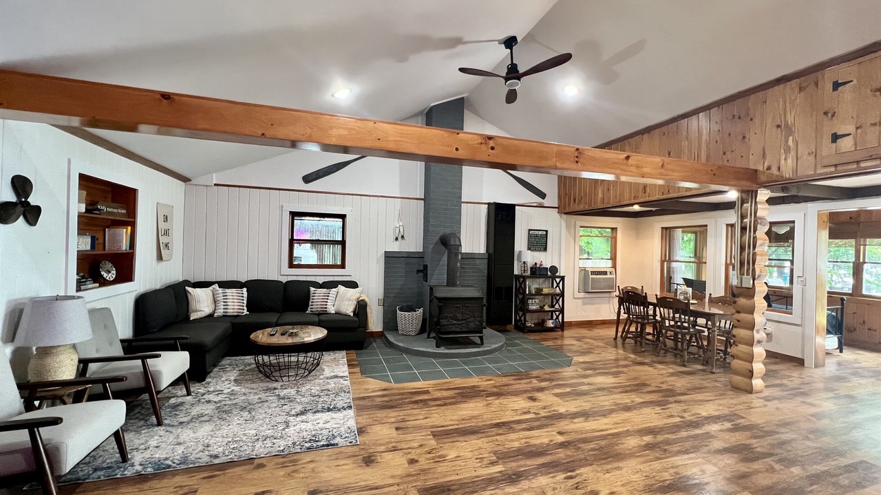 Photo of Livingroom in Franklin
