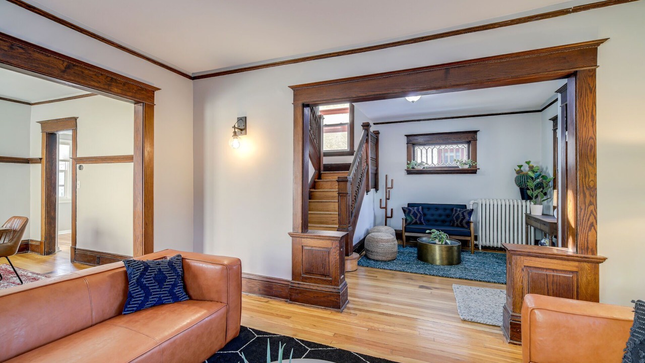 Photo of Livingroom in Merriam Park