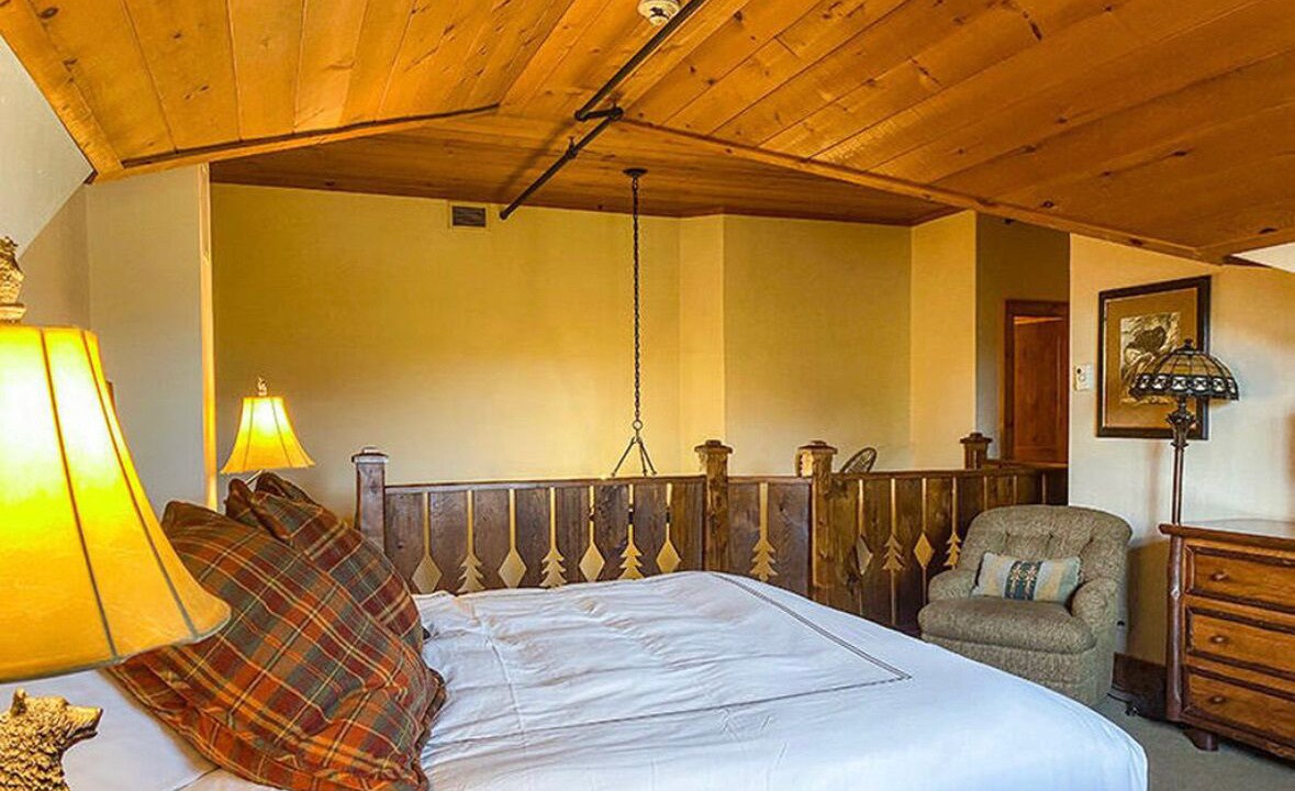 Photo of Bedroom in Lake Placid