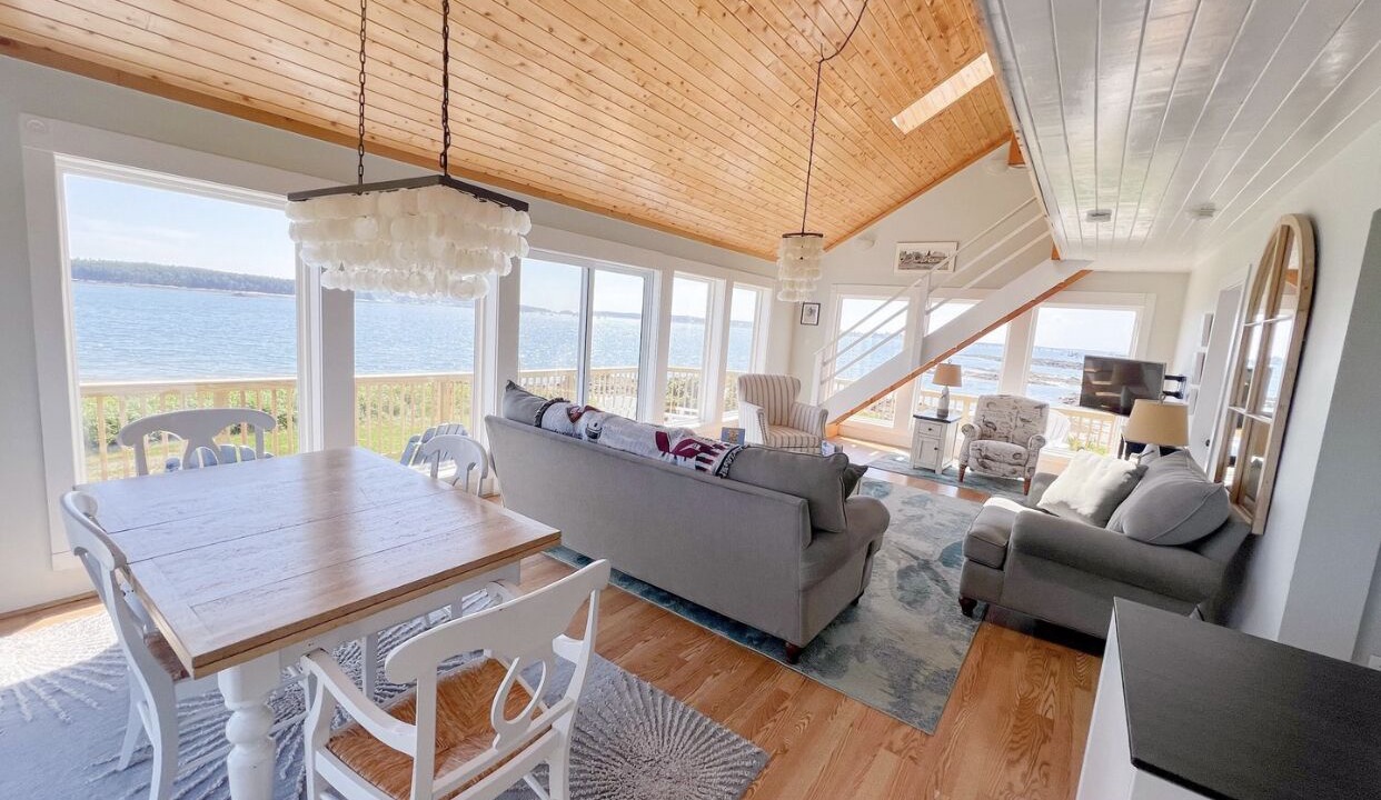 Photo of Livingroom in Jonesport