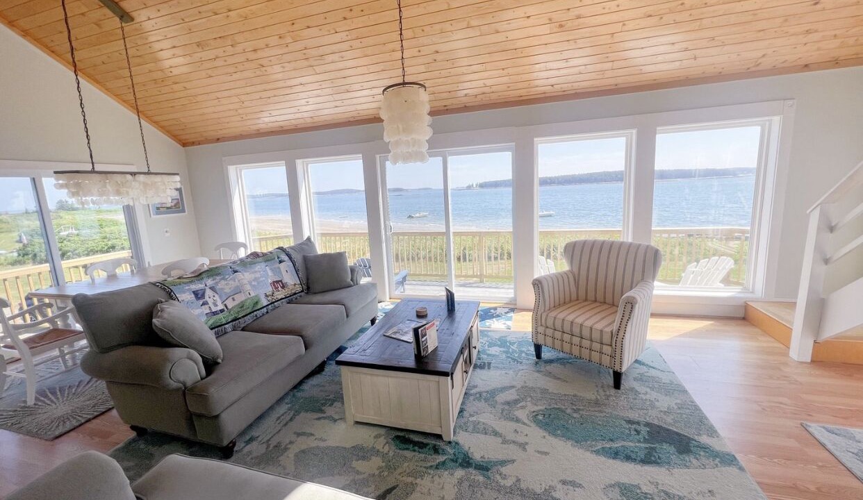 Photo of Livingroom in Jonesport