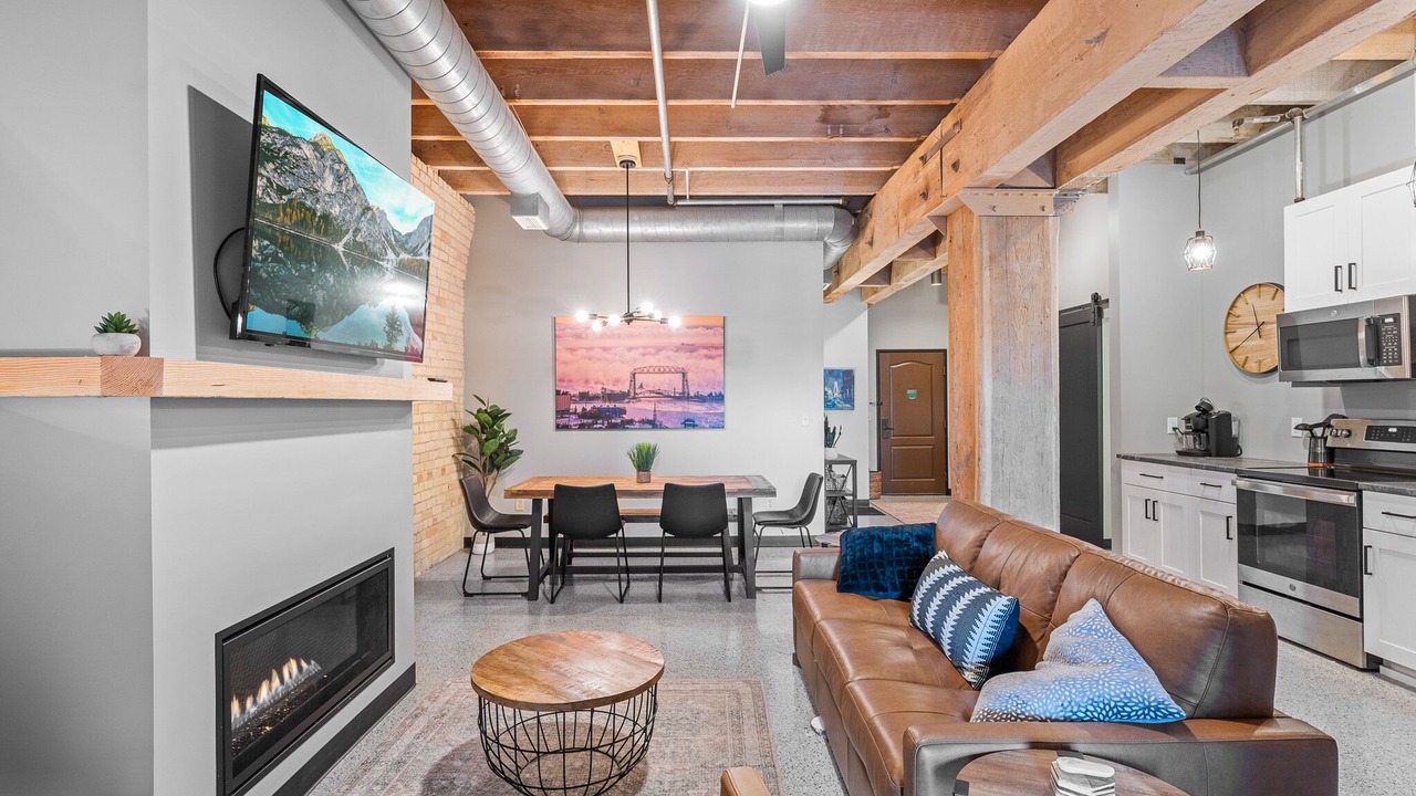Photo of Livingroom in Canal Park