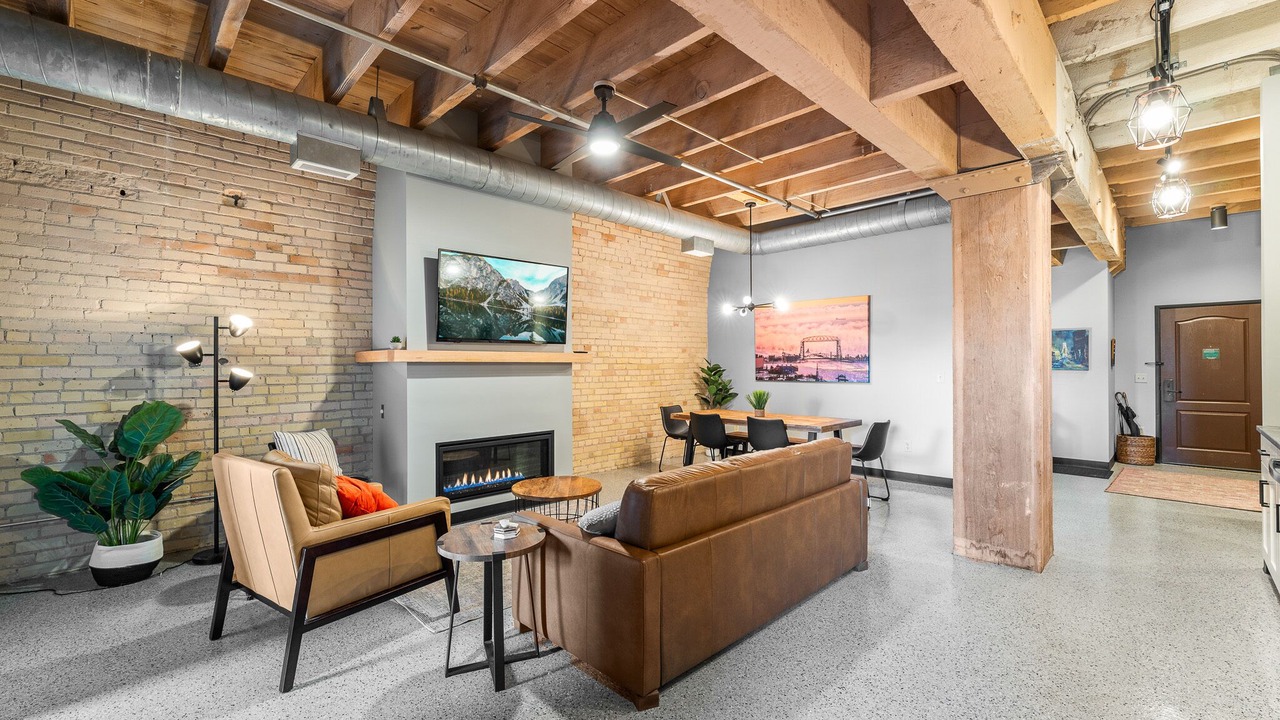 Photo of Livingroom in Canal Park