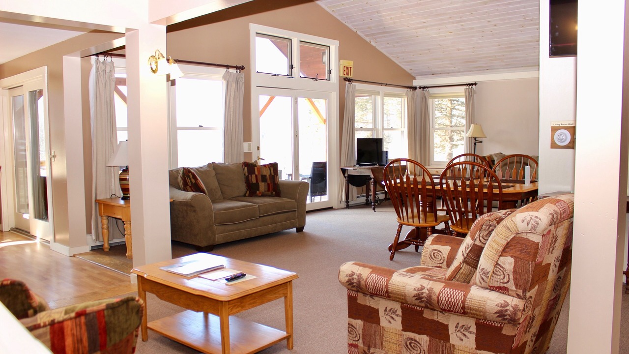 Photo of Livingroom in Jeffersonville