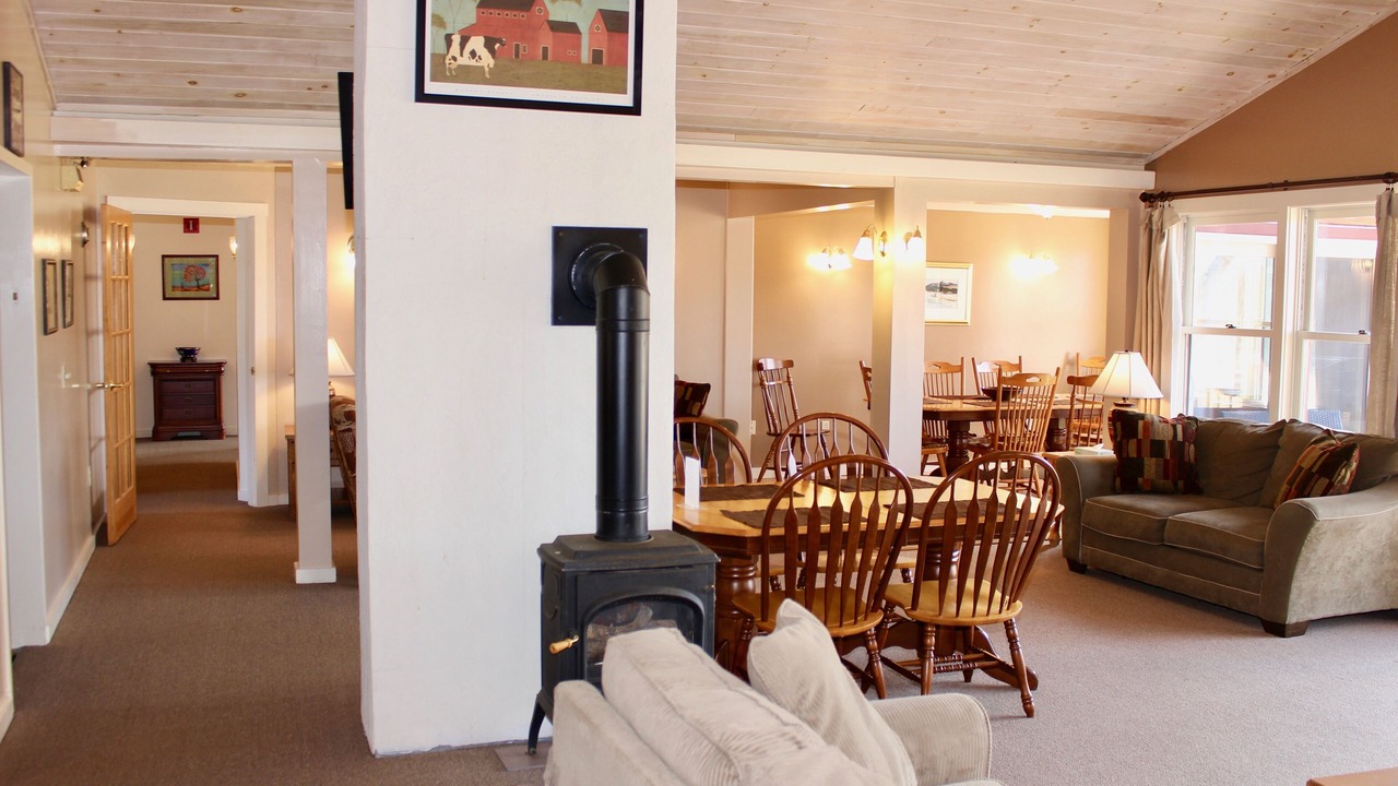 Photo of Livingroom in Jeffersonville