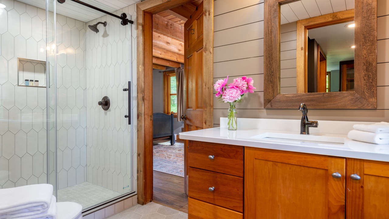Photo of Bathroom in Jeffersonville