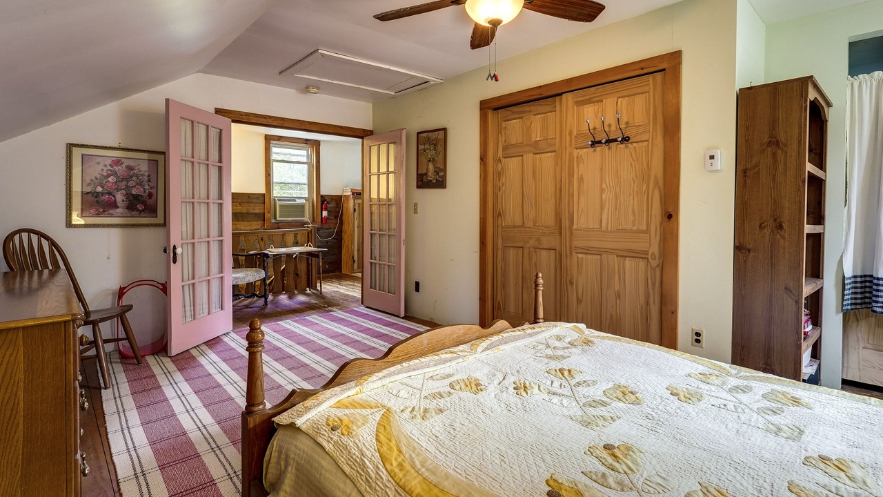 Photo of Bedroom in Town of Beekmantown