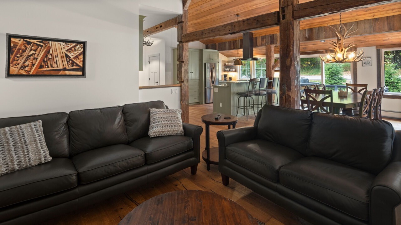 Photo of Livingroom in Warren