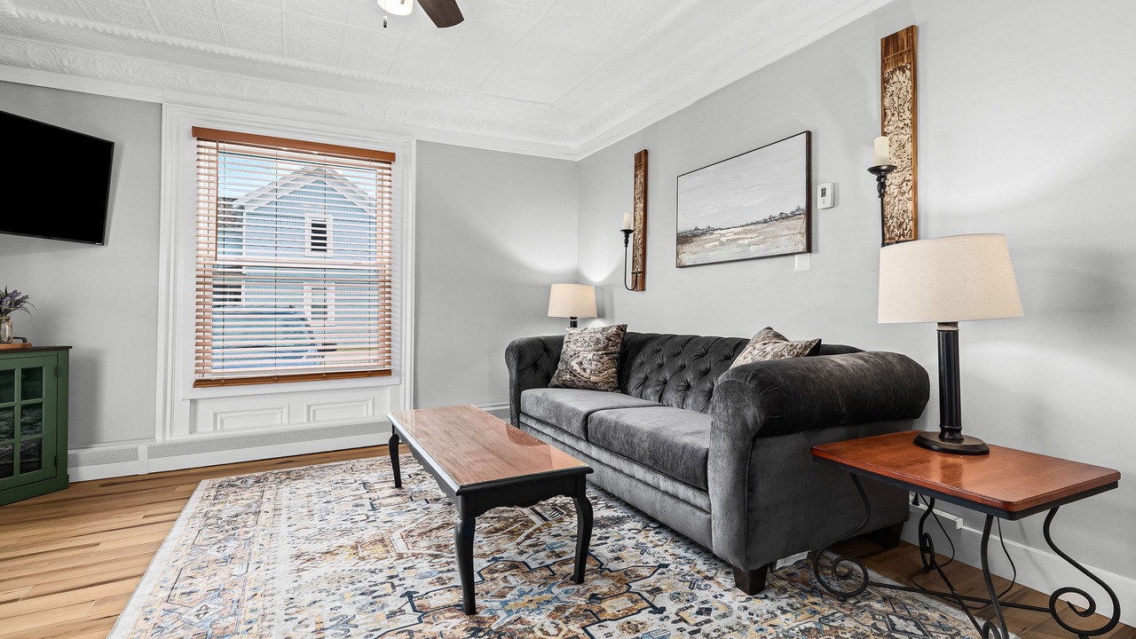 Photo of Livingroom in Holly