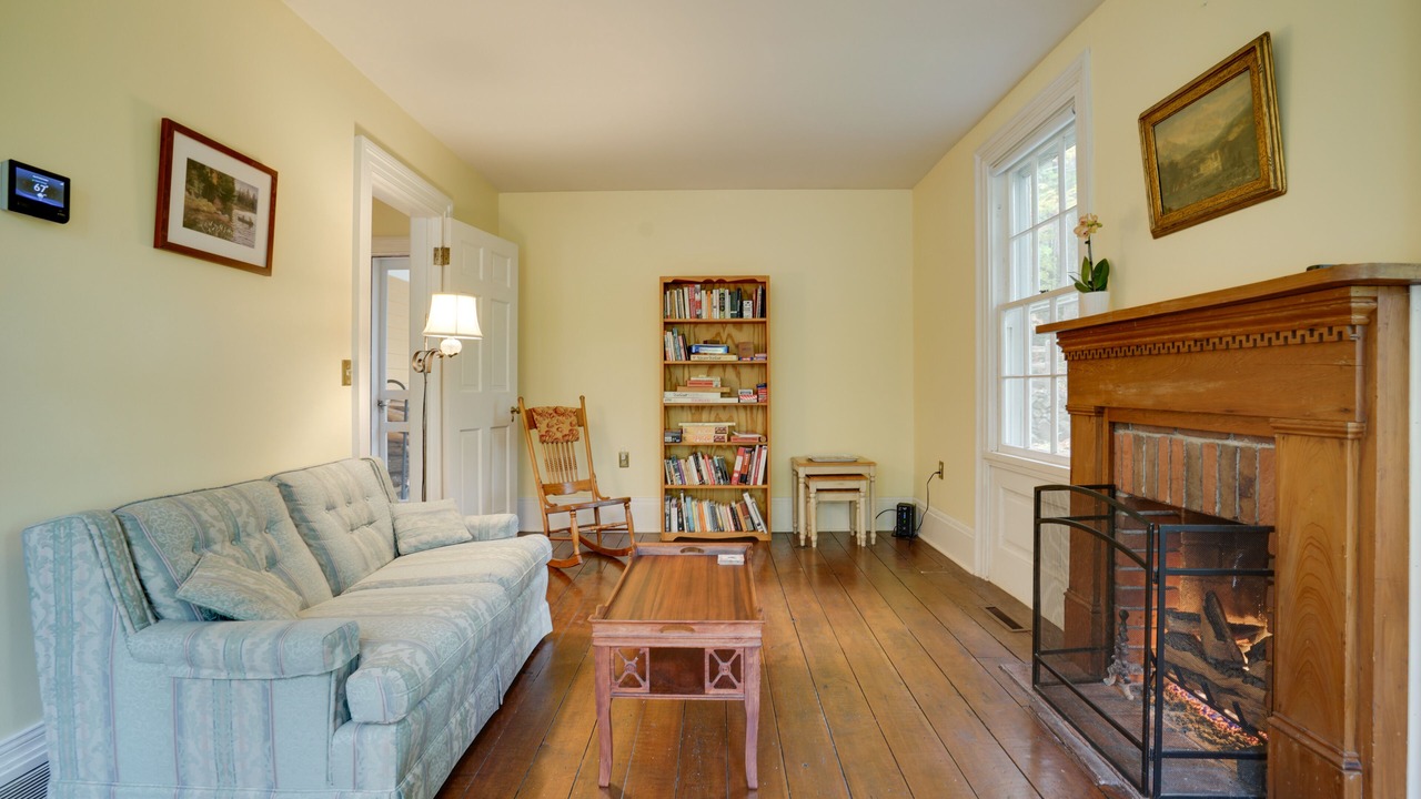 Photo of Bedroom in Taylors Falls