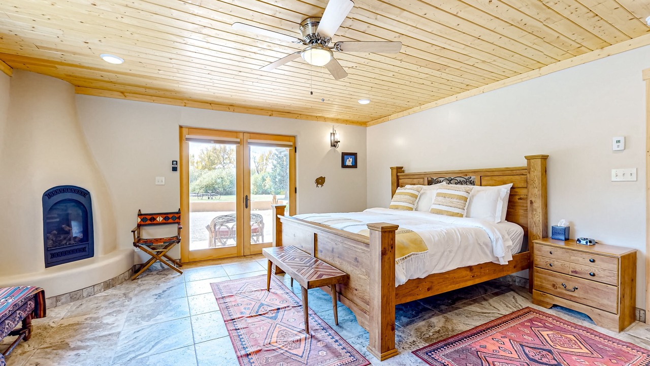 Photo of Bedroom in Arroyo Seco