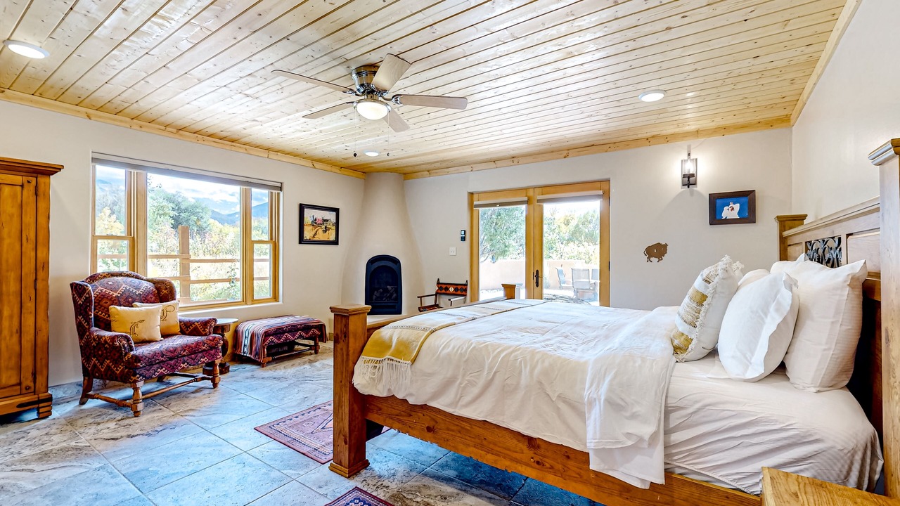 Photo of Bedroom in Arroyo Seco