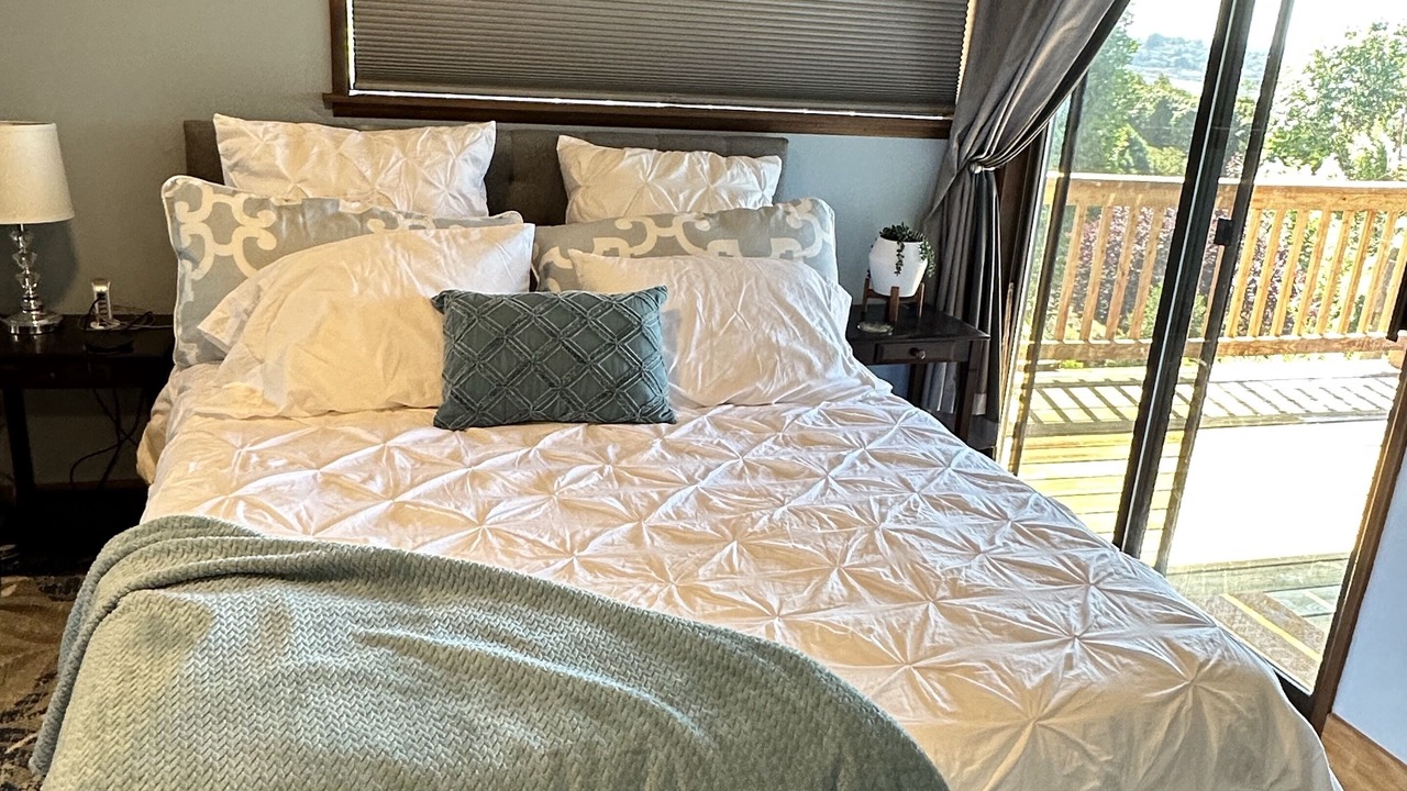Photo of Bedroom in North Bend