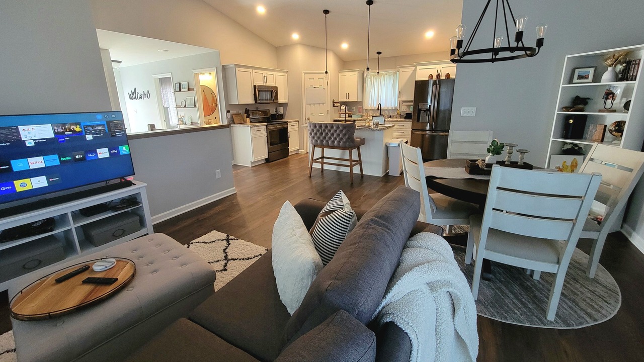 Photo of Livingroom in Rochester