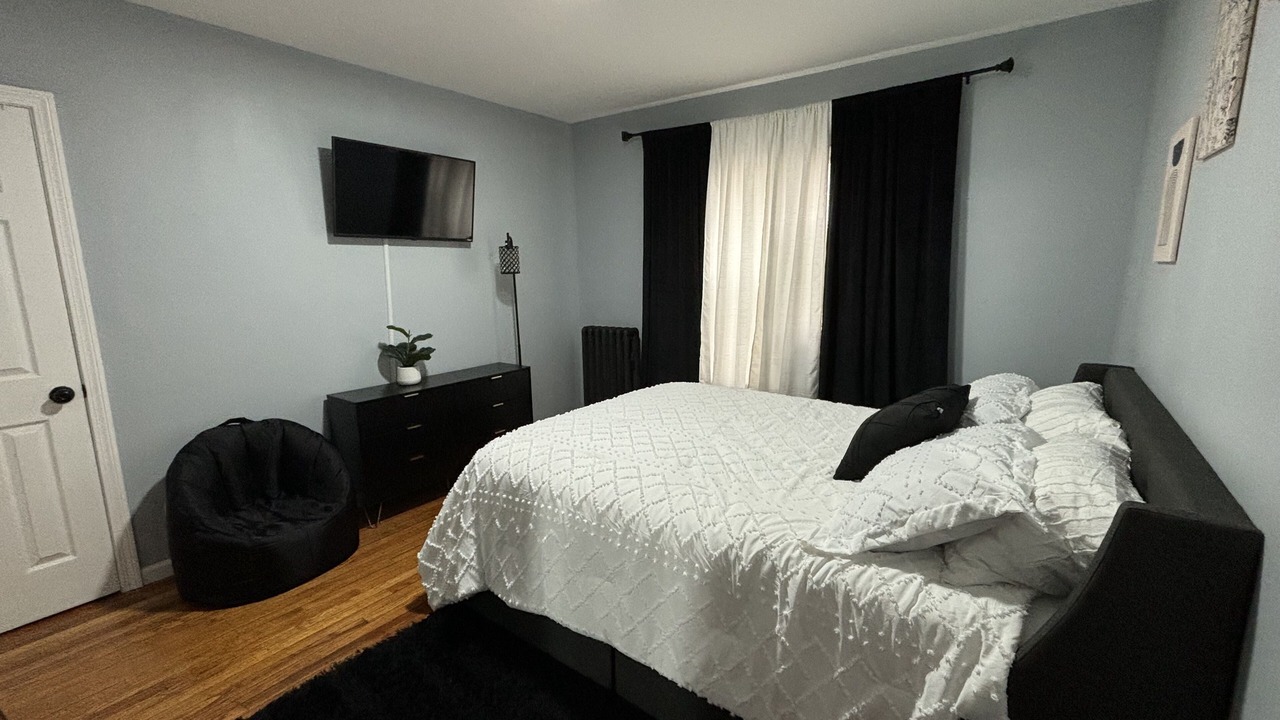Photo of Bedroom in East Longmeadow
