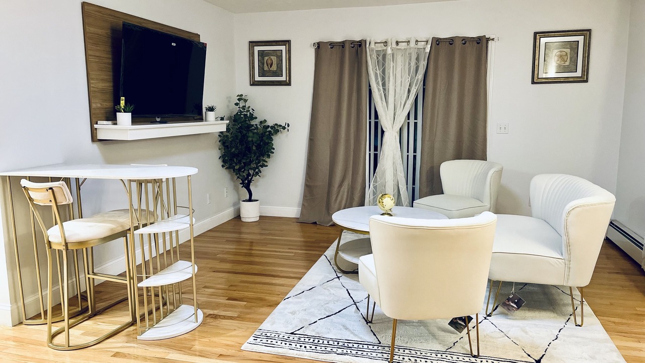Photo of Livingroom in Worcester