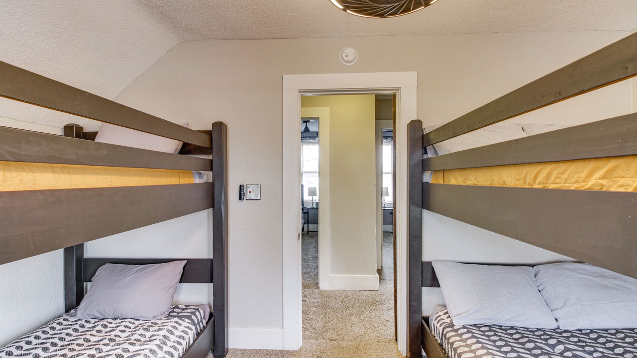 Photo of Bedroom in Crosby