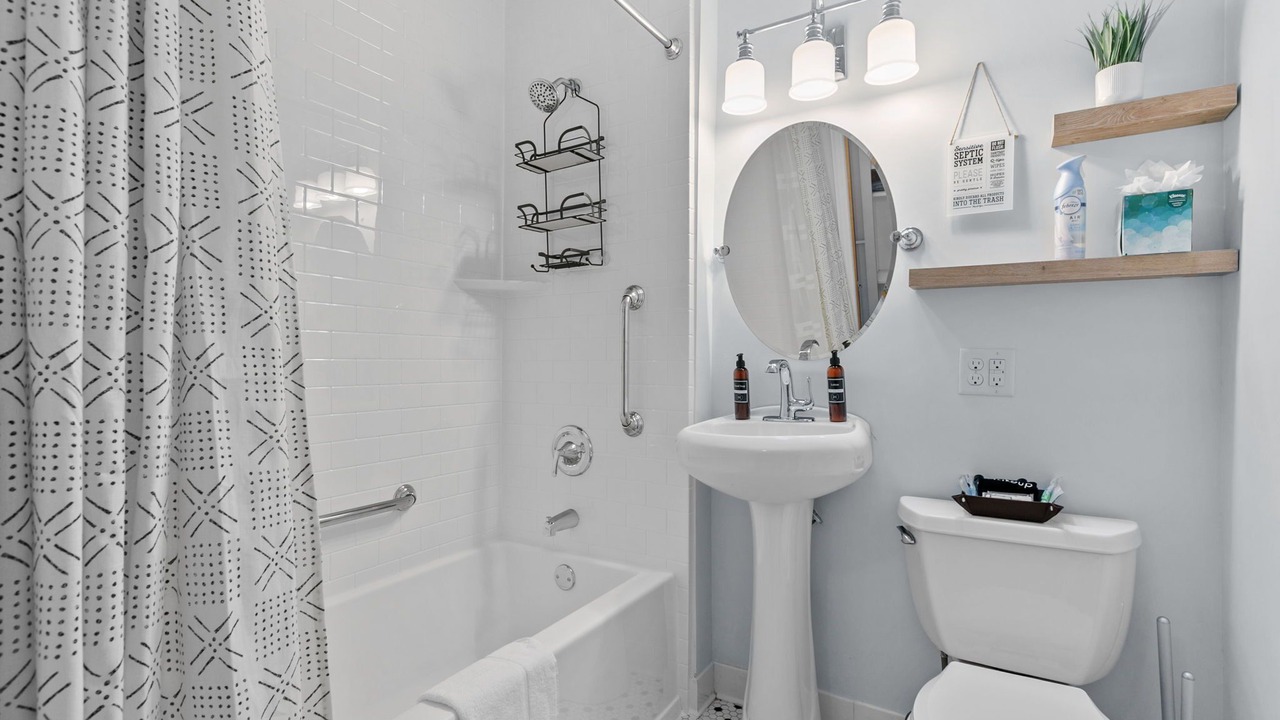 Photo of Bathroom in Powderhorn