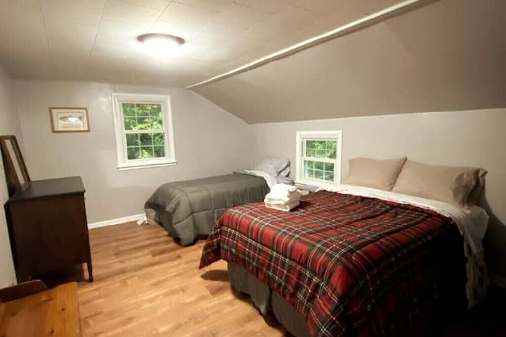 Photo of Bedroom in Newcomb