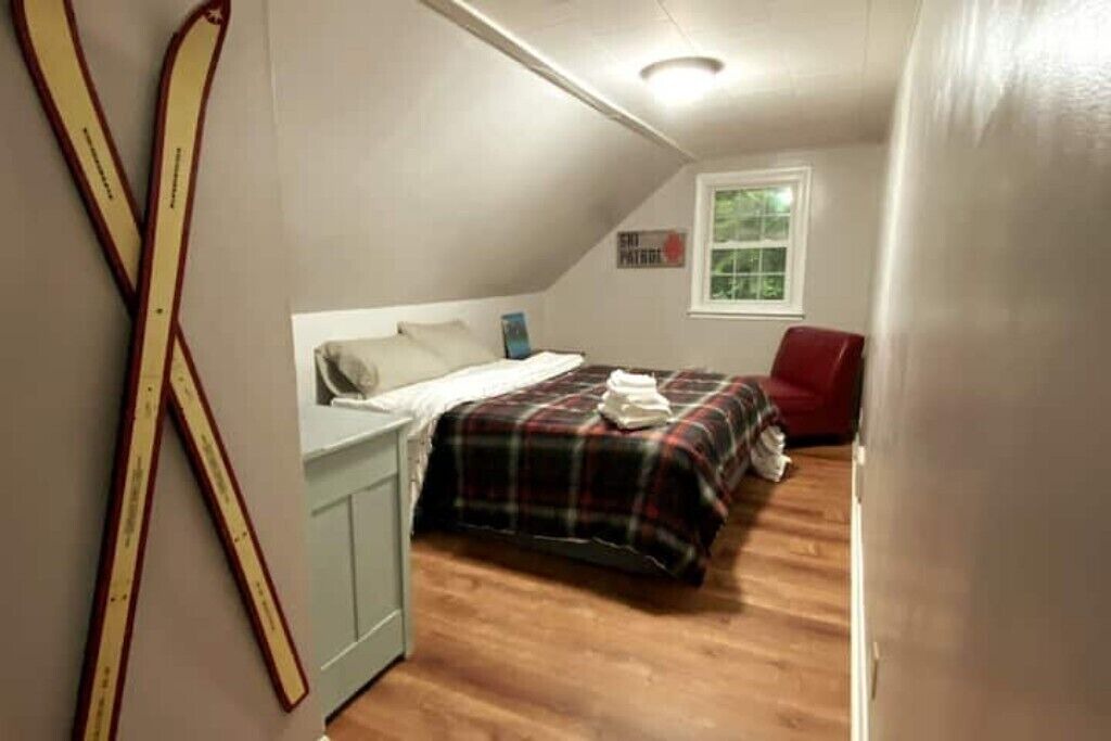 Photo of Bedroom in Newcomb