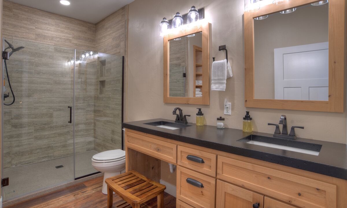 Photo of Bathroom in South Fork