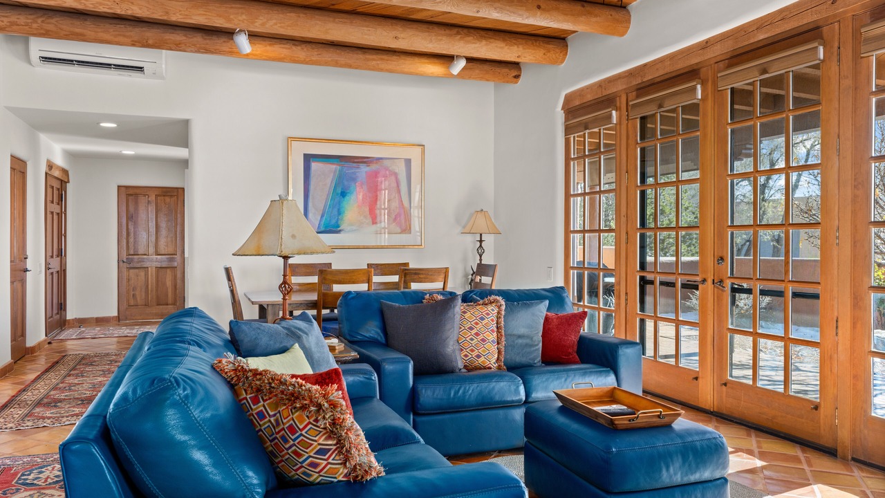 Photo of Livingroom in Quail Run