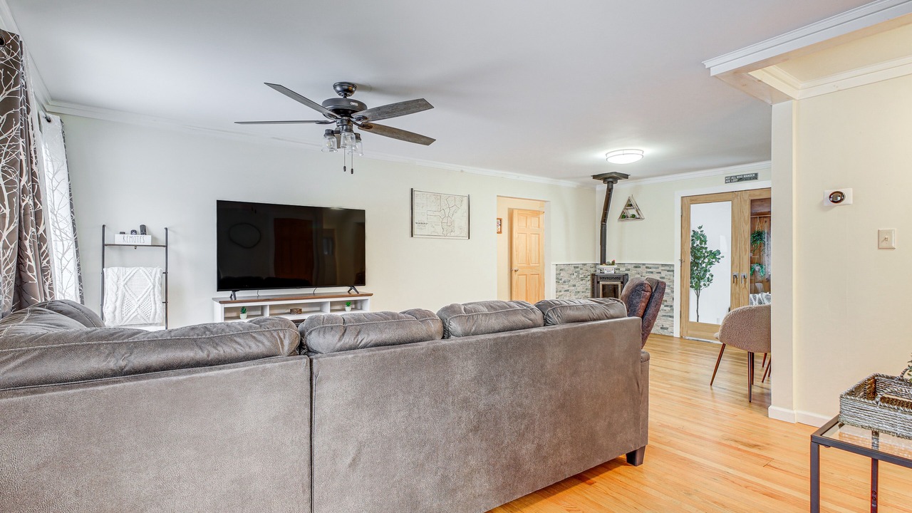 Photo of Livingroom in Warrensburg