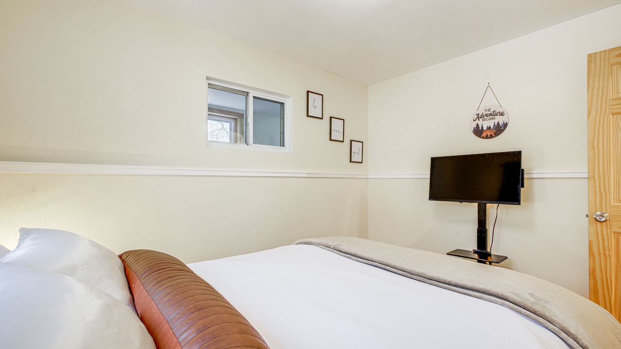 Photo of Bedroom in Warrensburg