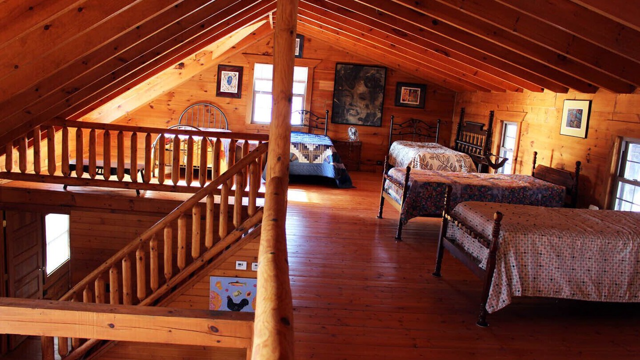 Photo of Bedroom in La Farge