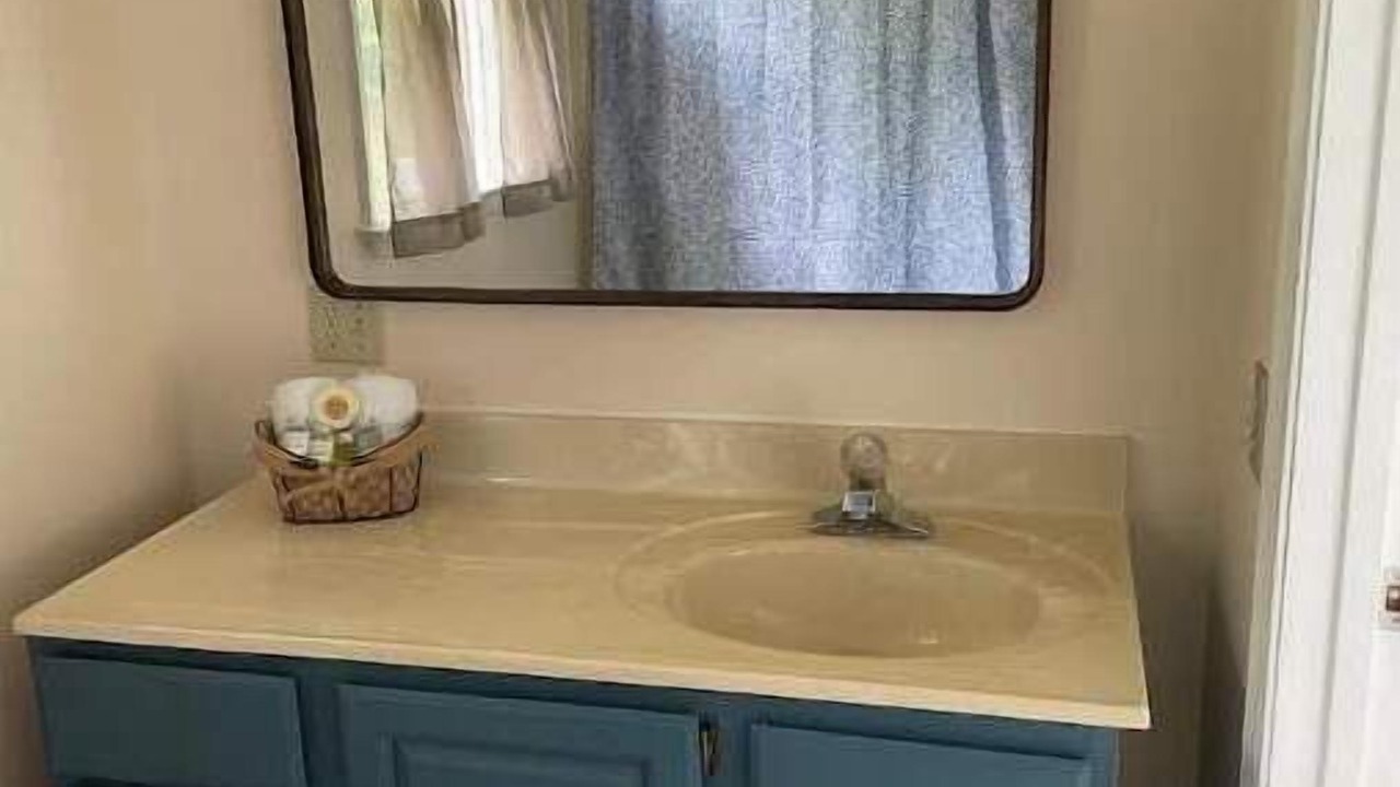 Photo of Bathroom in Meadow Bluff