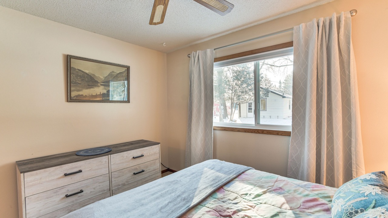 Photo of Bedroom in Pelican Rapids