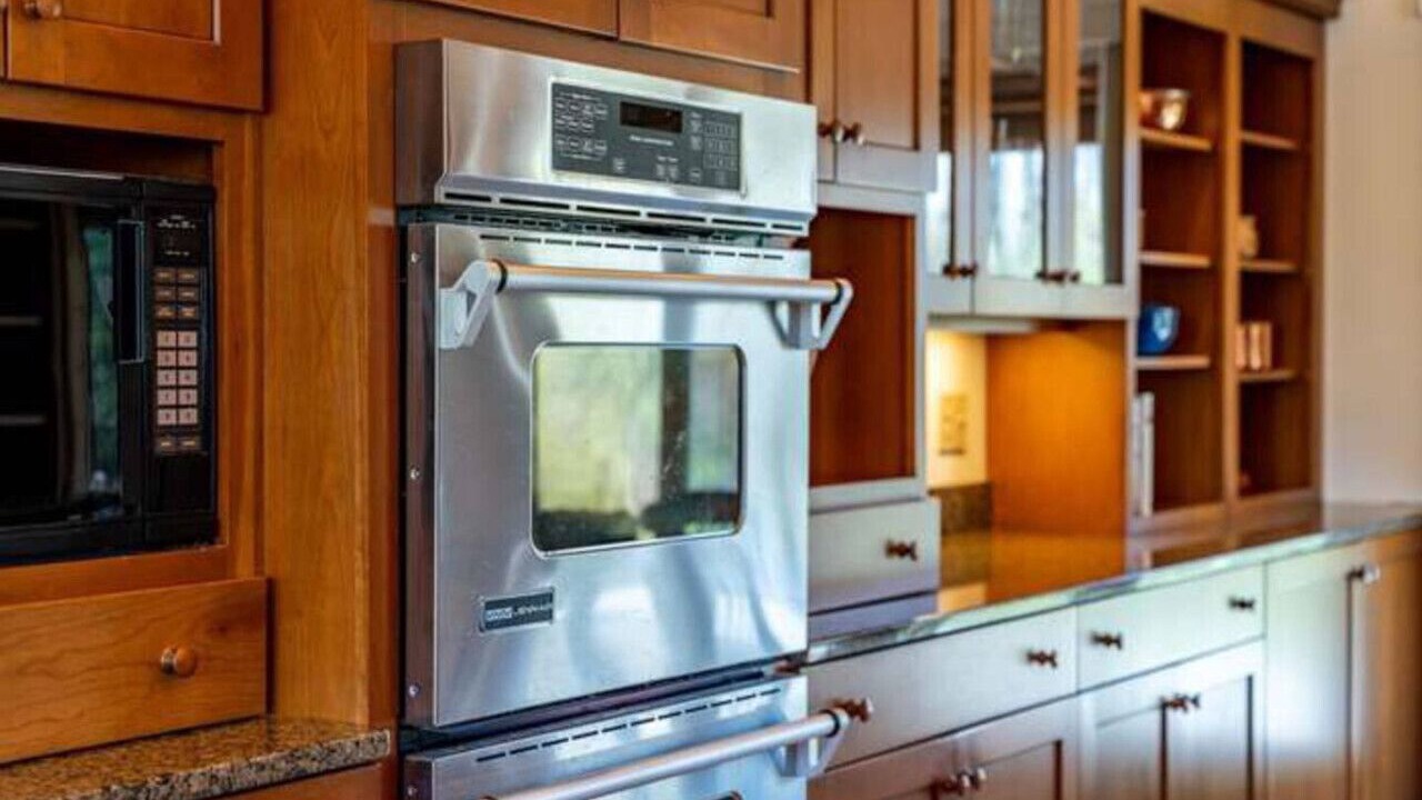 Photo of Kitchen in Alburg
