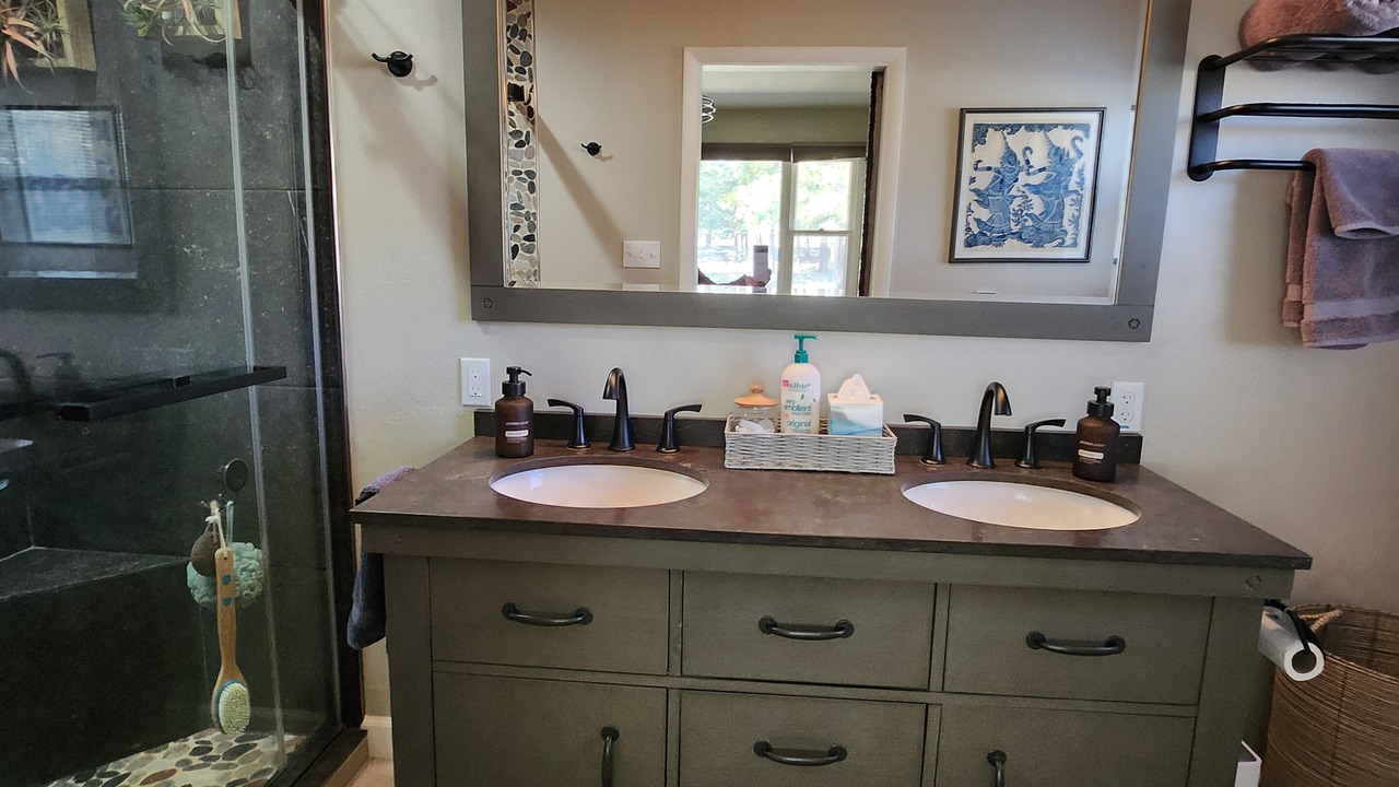 Photo of Bathroom in Ponderosa Pines