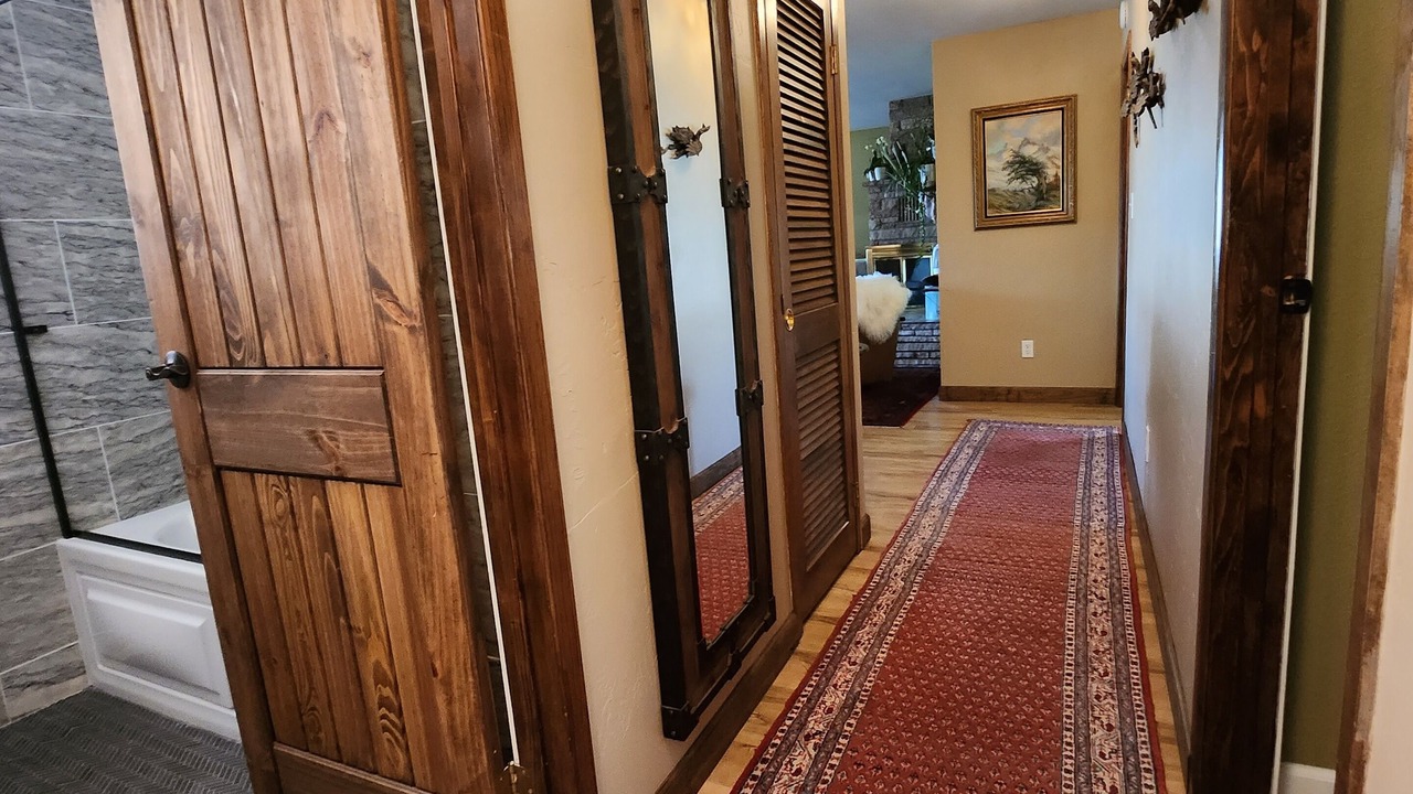 Photo of Bedroom in Ponderosa Pines