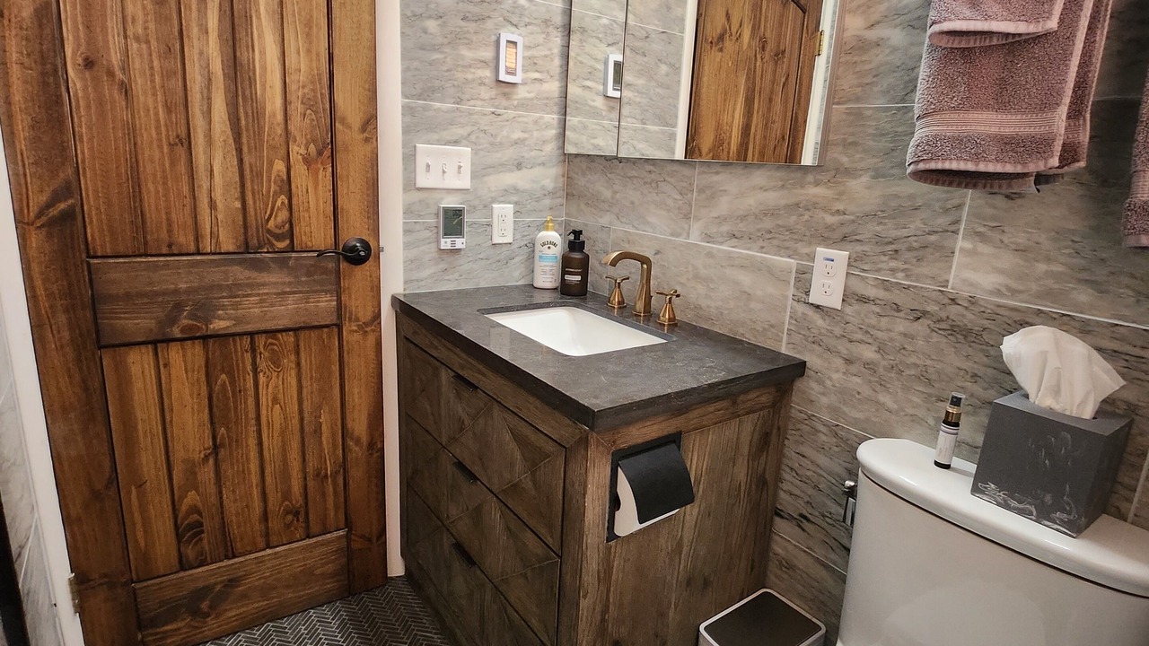 Photo of Bathroom in Ponderosa Pines