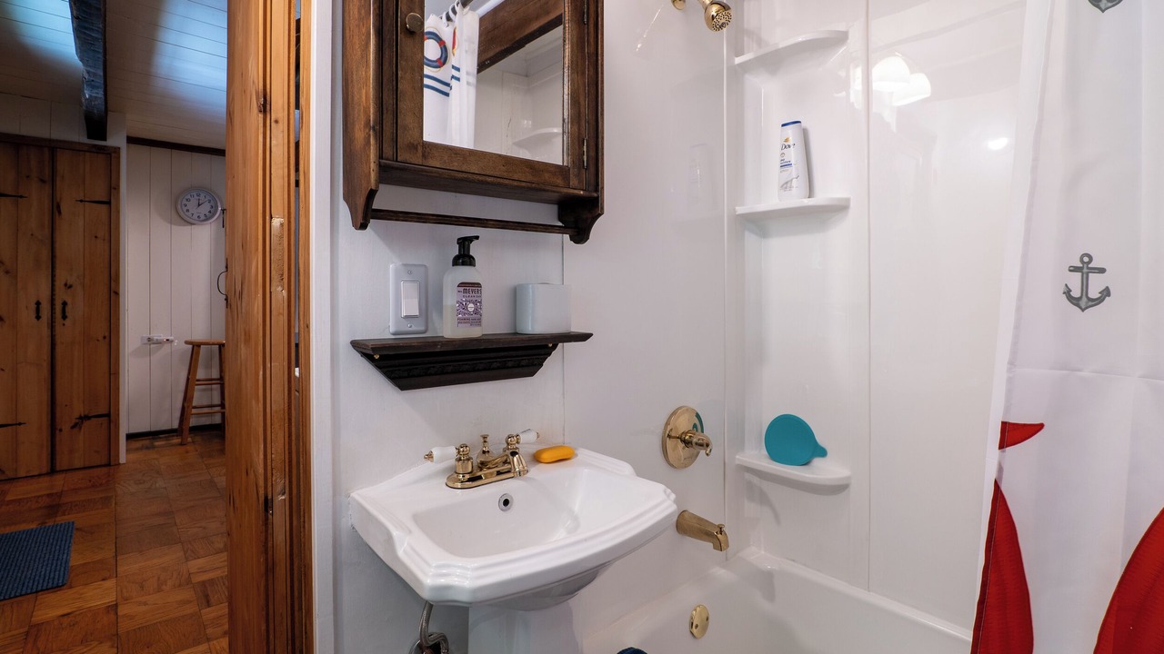 Photo of Bathroom in Glendale