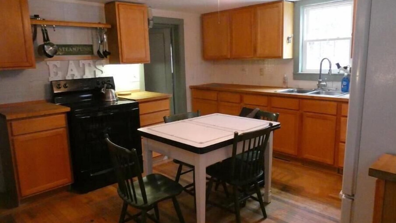 Photo of Kitchen in Thompson