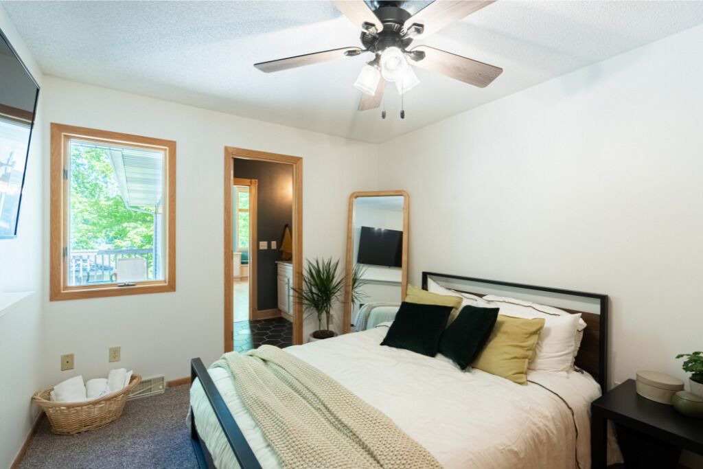 Photo of Bedroom in Maple Grove