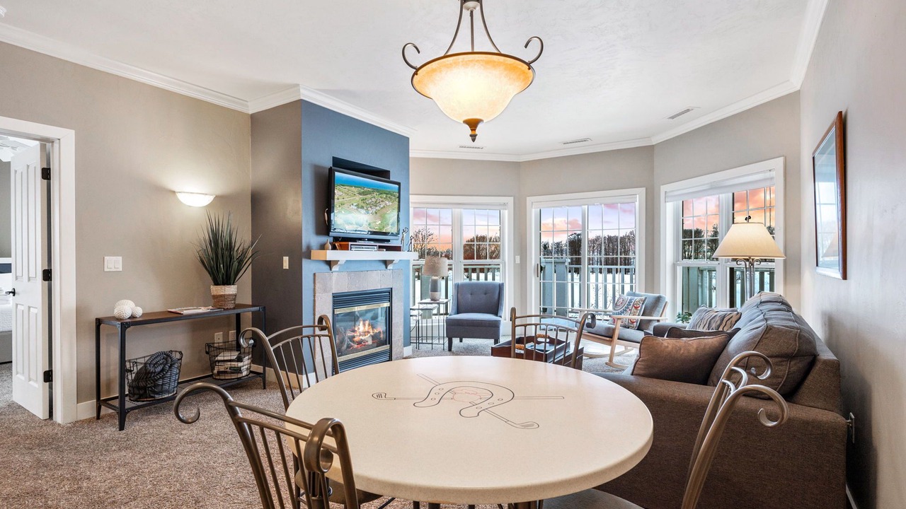 Photo of Livingroom in Egg Harbor