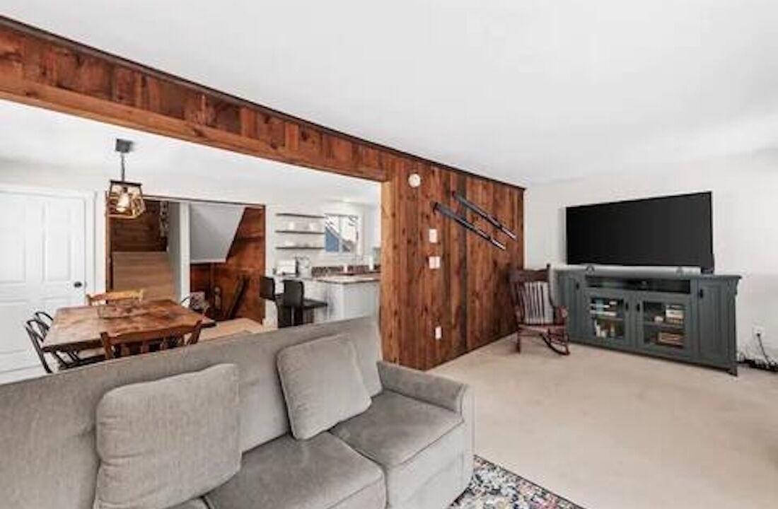 Photo of Livingroom in Campton