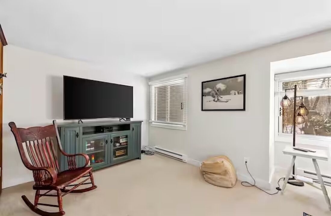 Photo of Livingroom in Campton