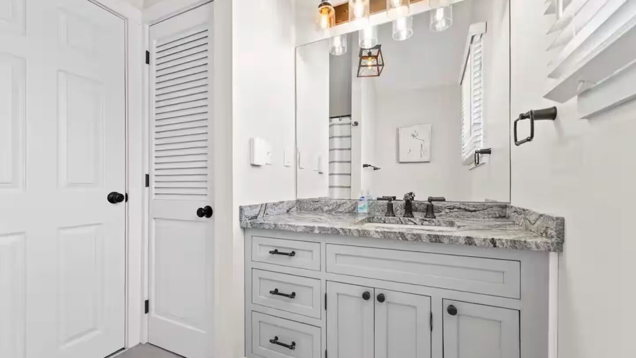 Photo of Bathroom in Campton