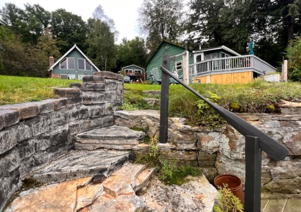 Photo of Outdoor in Brier Hill
