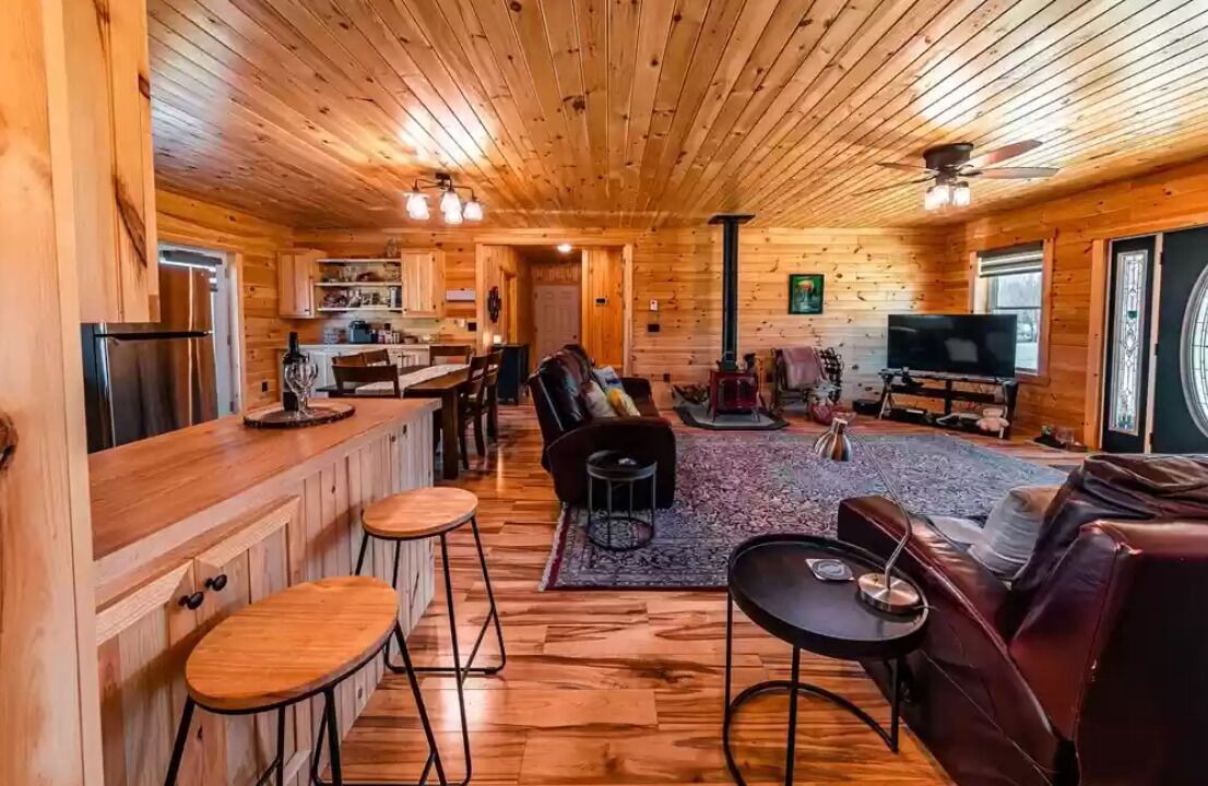 Photo of Livingroom in Whippleville